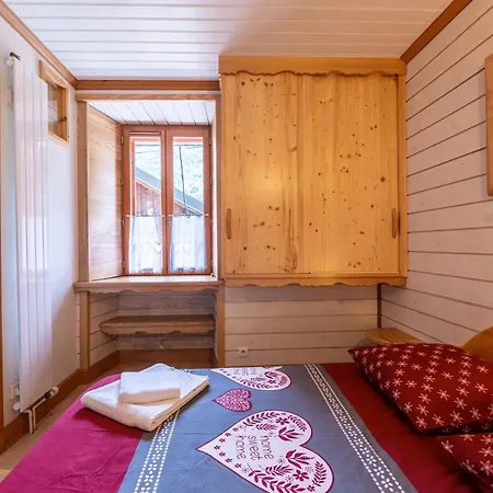 Domek alpejski De Charme A La Montagne La Léchère